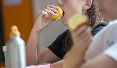 Kerk regelt schoolontbijt voor duizenden kwetsbare kinderen in Rotterdam