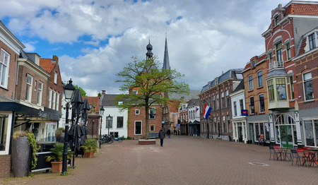 Stadswandeling langs heilige huisjes in Culemborg