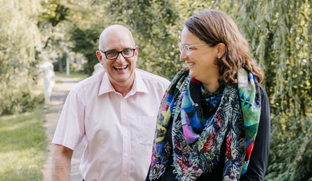 Lesley en Marijke vieren elk jaar de doopdag van hun kinderen