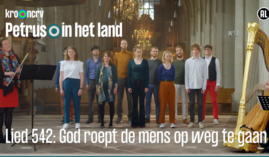 Lied: God roept de mensen op weg te gaan
