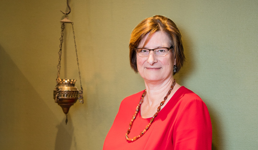 Karin van den Broeke: "We zijn te voorzichtig in gesprekken met mensen