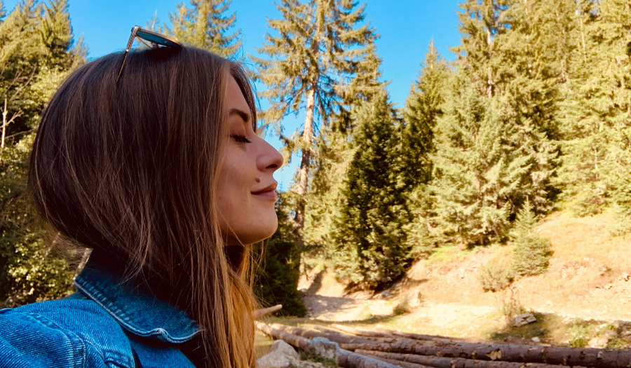 Een gedicht over zachtheid: 'Zachtheid wens ik je'