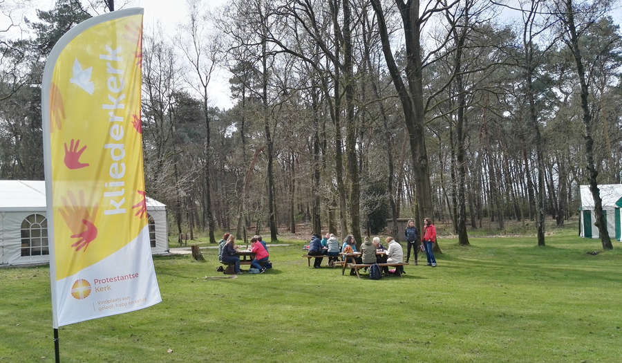 Ds. Otto Grevink: Kliederen in de kerk