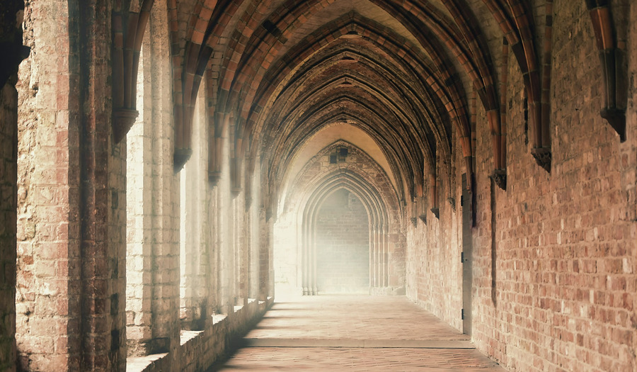 Van Taizé tot Zundert: hoe de kloosterstilte mijn leven verdiept