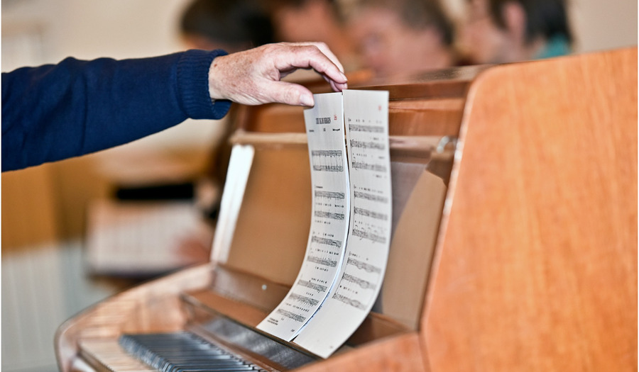 Column Wim: 'Ga met God’ verovert de kerkbanken