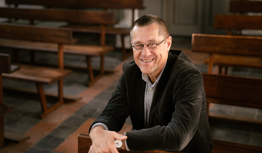 Column Wim Beekman: Uitzicht op de Mont Blanc - het bestaan is groter dan ik