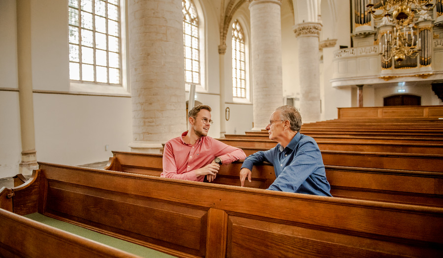 Over zoeken en geloven: twee generaties in gesprek