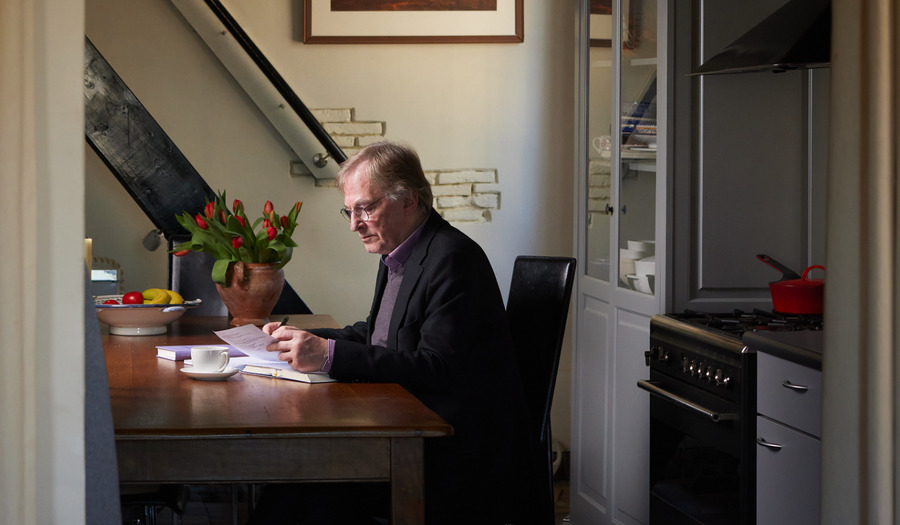 Sytze de Vries over Psalmen Anders: ‘Ik masseer de tekst tot het ritme klopt’