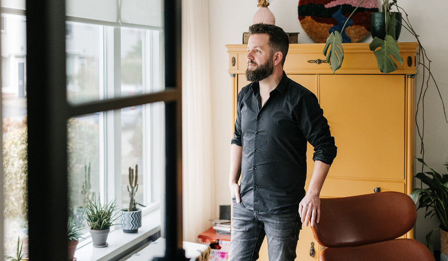 Column Rokus: ‘We hebben geen perfecte mensen nodig, maar licht’