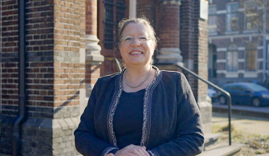 Overdenking: Waarom gedenken meer is dan herinneren