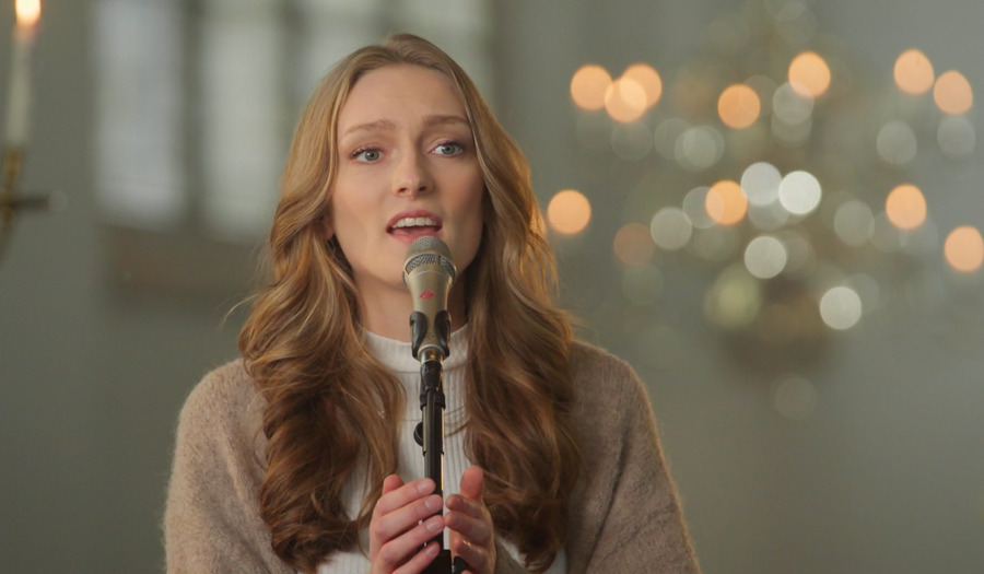 Lied 253: De zon daalt in de zee