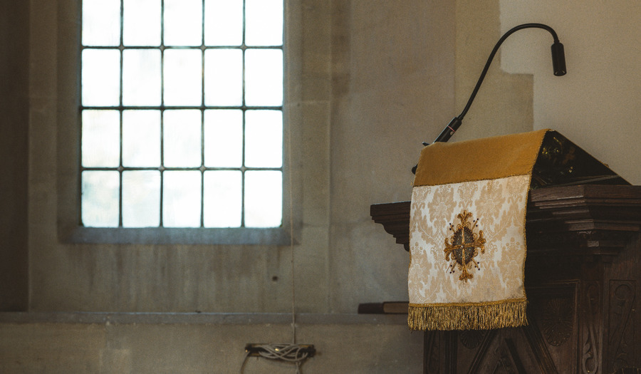 Column Elbert Smelt: Pa op de preekstoel