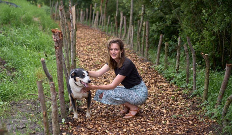 Column Trix Vahl: Het gebed van een voetbalmoeder 