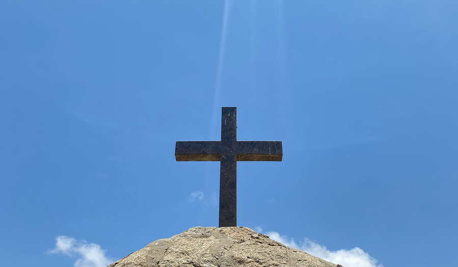 Hemelvaart uitgelegd: betekenis, vertrouwen en tradities  [+ video]