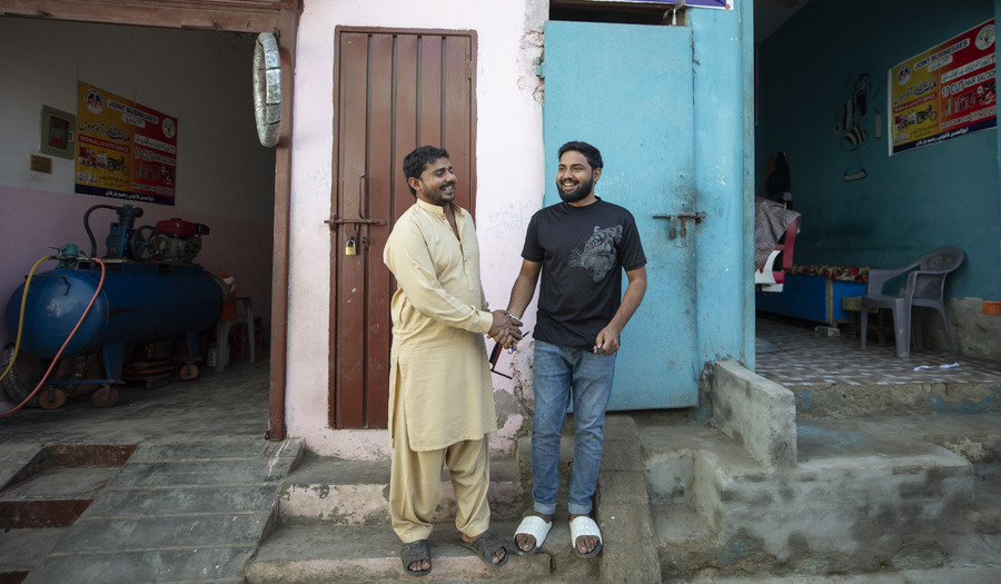 Kansarme jongeren in Pakistan samen sterk voor werk