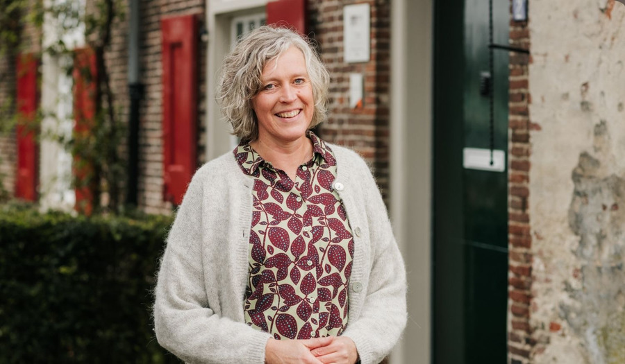 Column Theanne: Wie leeft met God, wandelt ontspannen
