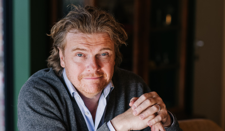 Column Bas: Herken je Hem wel?