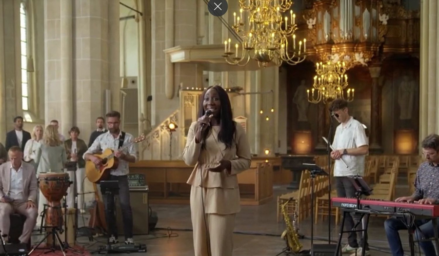 Lied: Wil je opstaan en mij volgen?